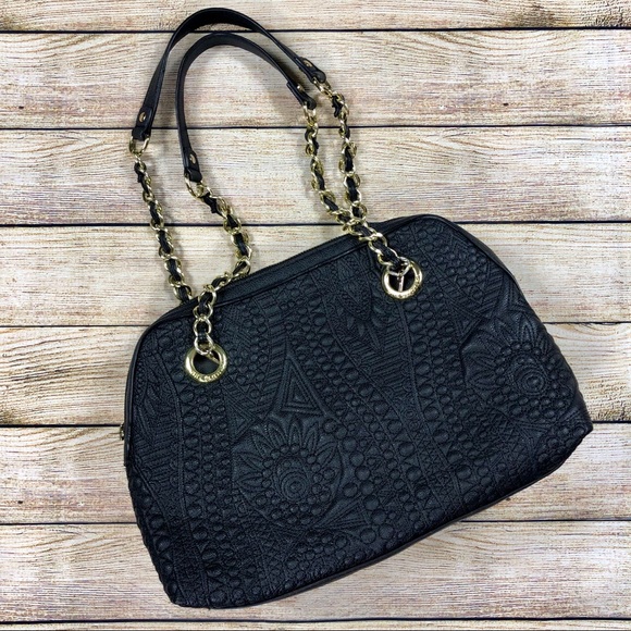 black shoulder bag with gold chain